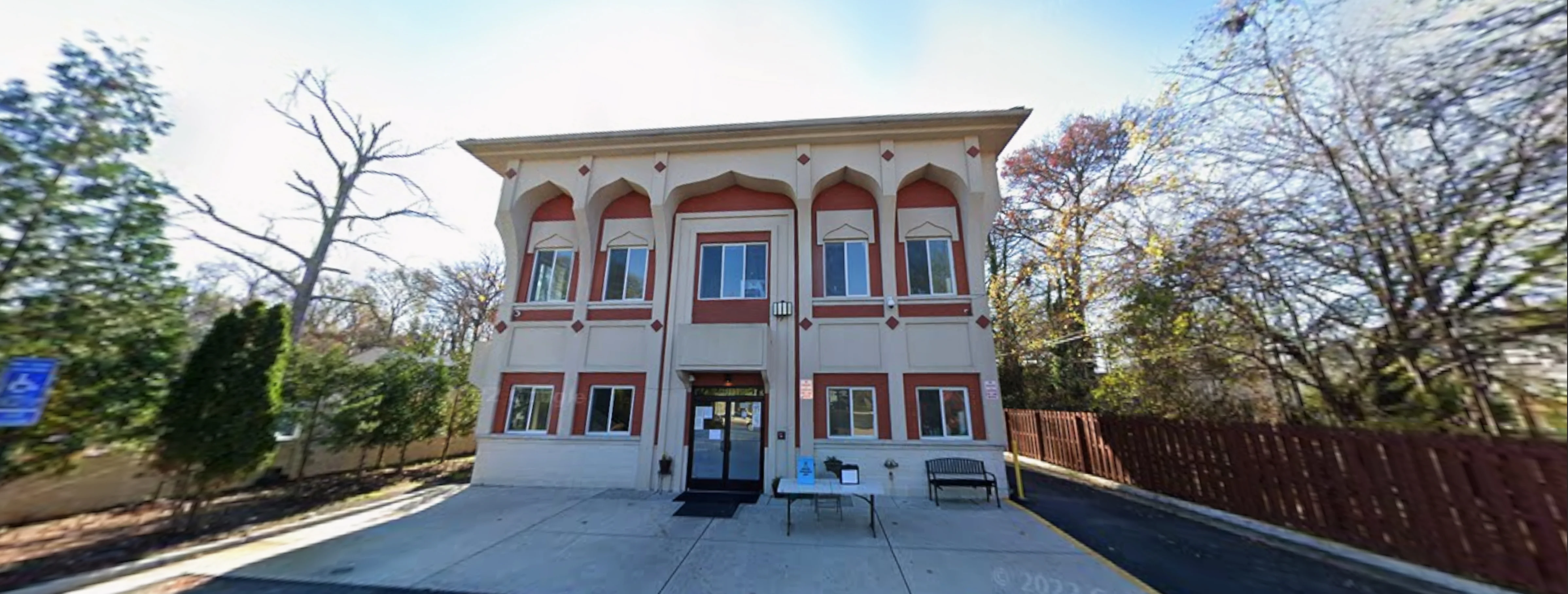 Exterior view of ICNA Virgina Islamic Center Alexandria building